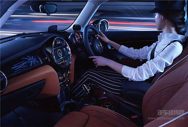 英伦风MINI“卡丁车”竟然搭上了女神汤唯！！！