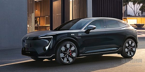 瞄准高端市场 红旗天工08上市与阿维塔11相比谁更强？