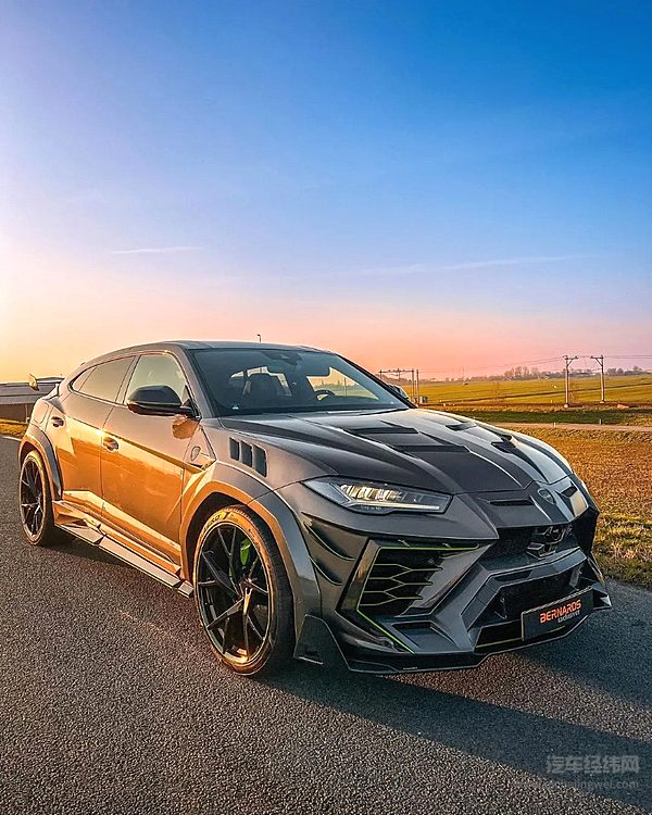 街拍│兰博基尼URUSMANSORY高定版