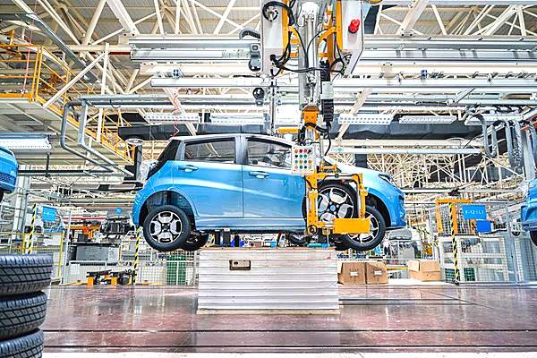 你的“蓝朋友”来了  思皓E10X批量下线