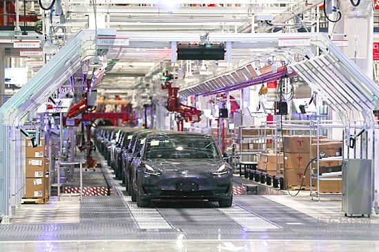 疫情下新能源车市场暗藏的“危”与“机”