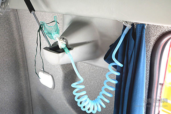 解放新J6高原版：给运输人征服天路的“底气”  