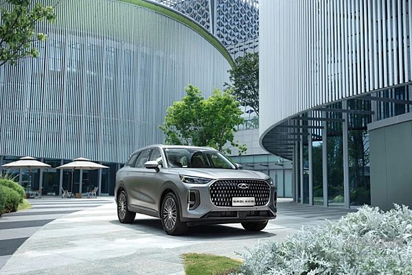 守护家的每一程！瑞虎8冠军家族双车6月28日即将上市