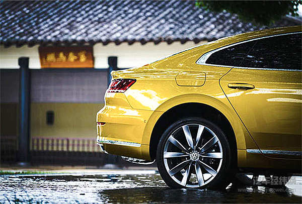用颜值“收买人心” 大众CC成功引起车主的注意！