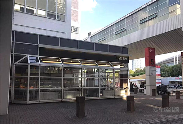 法兰克福的8号馆风云：中国情结、中国面孔与中国女婿