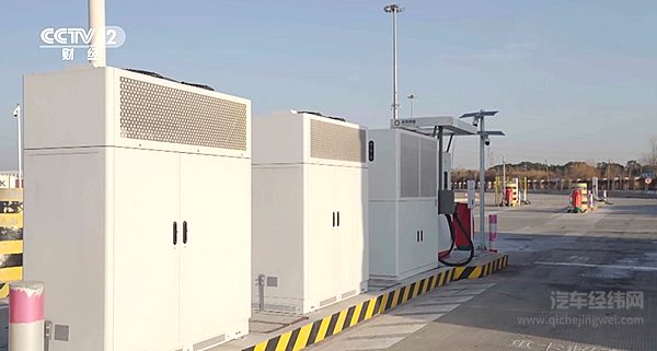 央视春节特别报道：华为兆瓦超充让电动重卡全场景畅行无阻