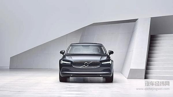 豪华中大型轿车二选一 沃尔沃S90和红旗H9谁更胜一筹