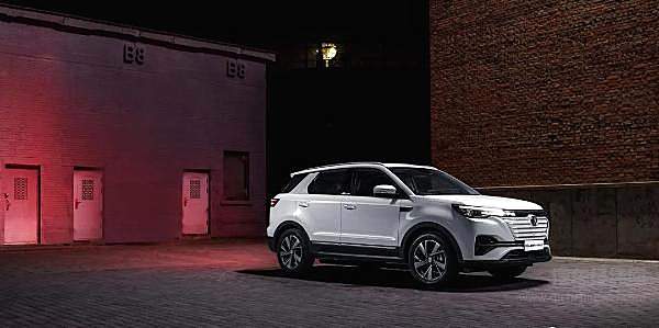 实力过硬重拳出击 长安CS55纯电版上市