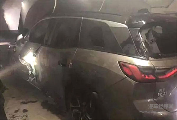 蔚来ES8自燃真相落定：召回4803辆车，宁德时代发文回应