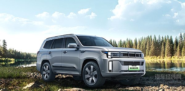 北京BJ60雷霆实力不错 但为何卖不过深蓝G318？