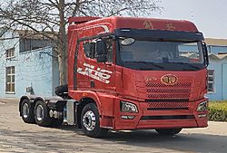 一汽解放青汽新JH6 智享版 580馬力 6X4 國六重卡牽引車 (一汽解放手自一體變速箱)(CA4258P25K2T1E6A80)
