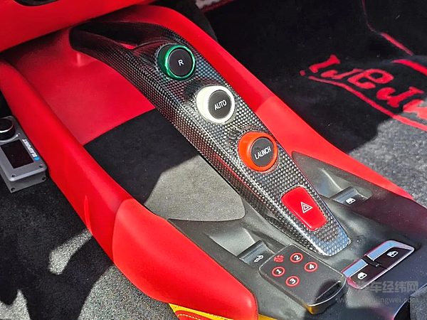 法拉利812GTSMANSORYStallone特别版