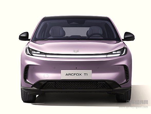 10万级代步车二选一 零跑Lafa5与极狐T1该怎么选？