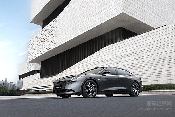 星纪元ES主打性价比 能否挑战领克Z10？