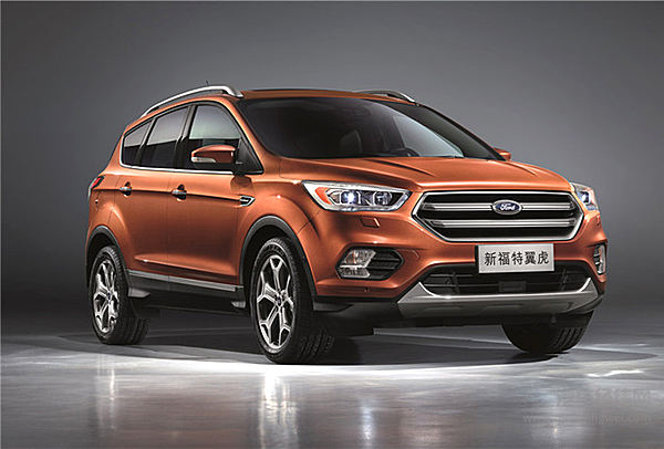 用汽车玩高空跷跷板？翼虎挑战“不可能”