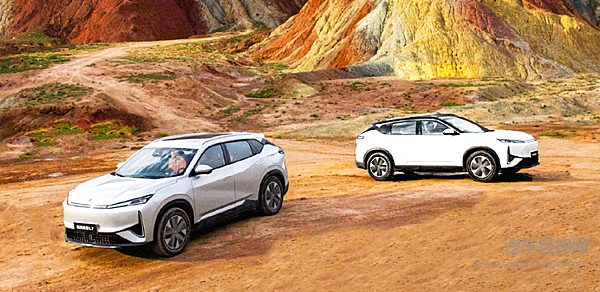 风格、价格都接近 风神L7能否挑战银河L7？