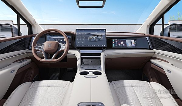 江淮瑞风RF8有华为加持 能否挑战比亚迪夏？