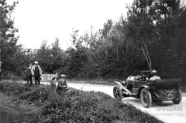 百年宾利贵族史