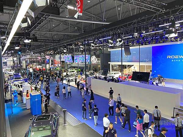 自主品牌市占率要多挤一点泡沫