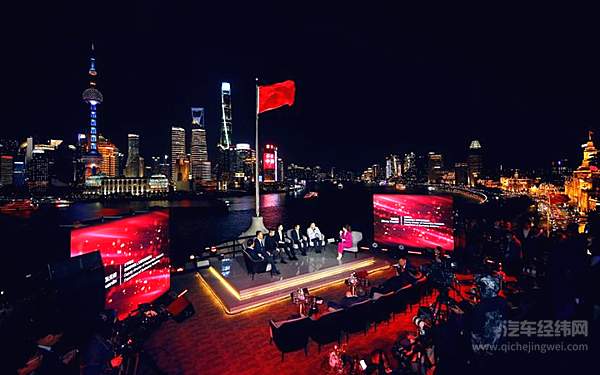 红旗品牌上海车展“旗”放E彩 以变应变开启新征程