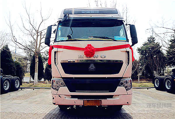 又一辆百万公里重汽豪沃创纪录  “不停车”服务够给力