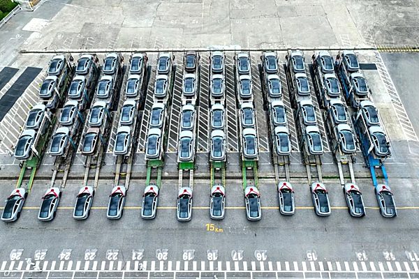 预售在即长安马自达MAZDAEZ-6正式发运