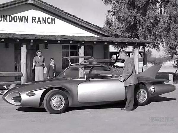 曾经有一辆车 比电影《星球大战》更科幻