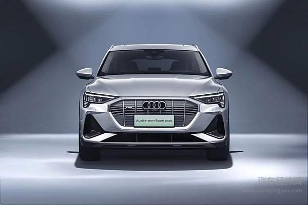奥迪e-tron & 奥迪e-tron Sportback满电上市 开启豪华电动新纪元