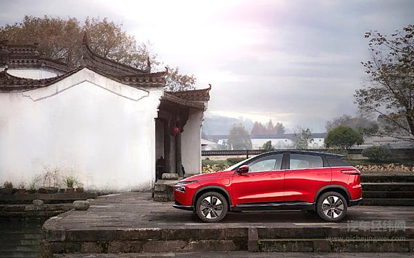 买辆电动车回家过年 小鹏G3和宋PLUS EV如何选？