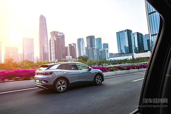 不好意思 我要吹爆大众ID.4 CROZZ