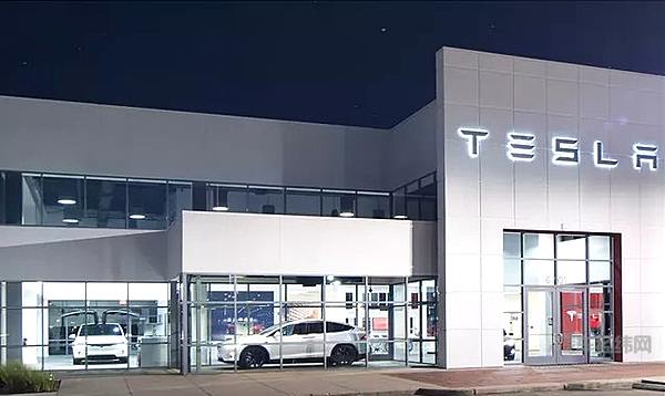 特斯拉重回4S店模式？ “蔚小理”们跟还是不跟？