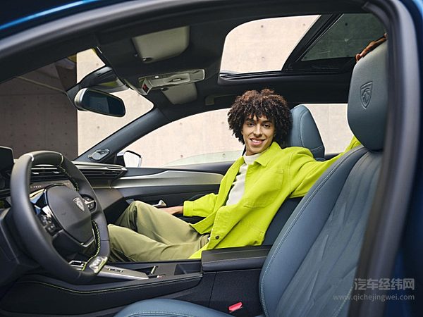 满足Z世代玩家主流购车诉求 “无界之王”东风标致408X预售14.57万元起