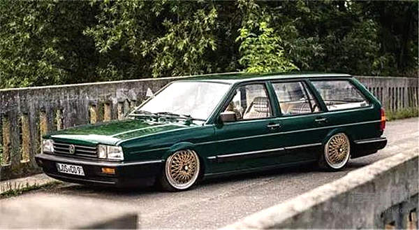 车漆中那些万紫千红的绿：不止暗夜绿，不是帽子绿