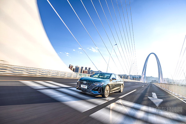 艾瑞泽8 2.0T即将登场 高性能品质家轿市场再添王者