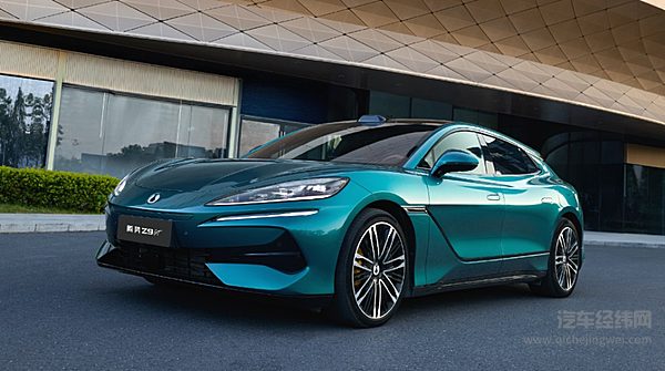 比亚迪全新腾势Z9GT正式发布 26.98万起售纯电续航破千公里