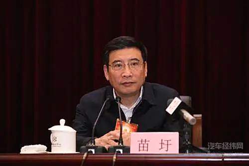 发改委空降“汽车圈老兵” 汽车产业整合重组的新一轮布局已隐约可见！
