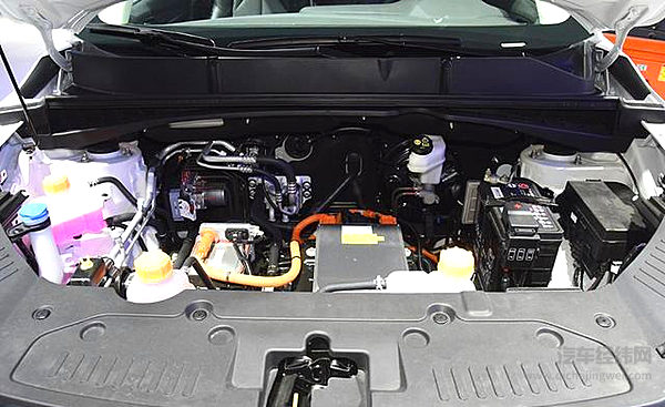 解决了电动车的“里程焦虑”后  长安新能源E-Rock玩起了年轻范儿  