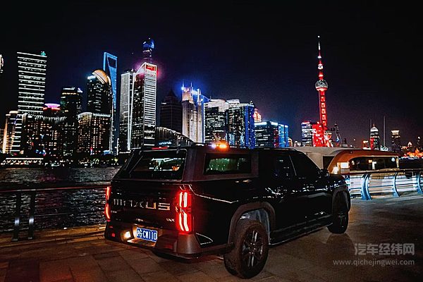 皮卡也能逛外滩？星际X真乘用版实现在上海“逛街自由”