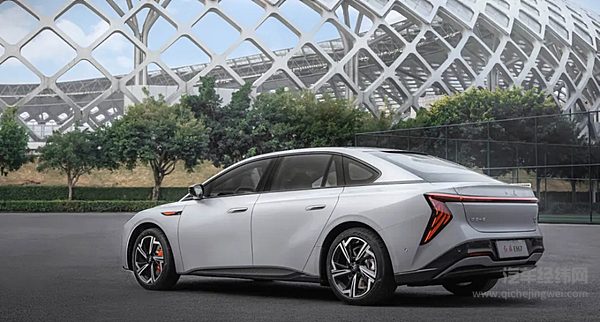 ALL IN新能源后首款重磅车型 红旗EH7能否打开局面？