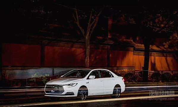 禁售燃油车的脚步越来越近 中外车企加速布局新能源！