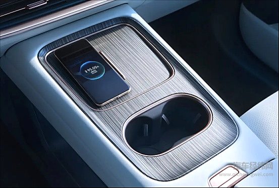 增程圈子里的强者对话 奕派008动力更强但零跑C16更有性价比？