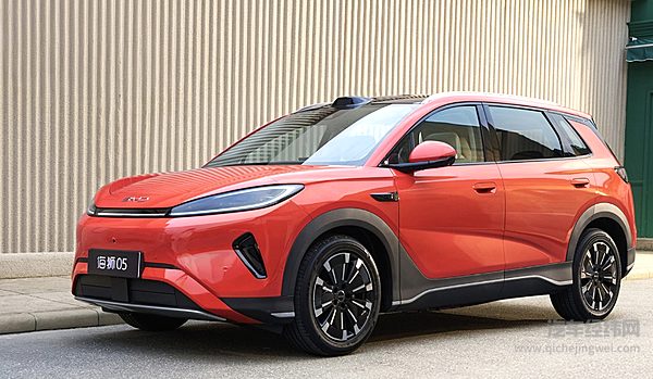 不到12万可入手 海狮05与深蓝S05谁是性价比之选？