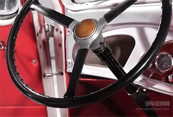 可看的不止彭于晏的腹肌，详解《邪不压正》中最值得看的5台车！ 