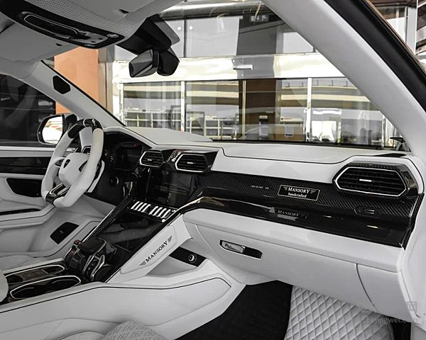 兰博基尼URUSMANSORY定制版