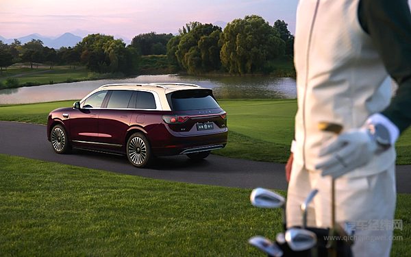 问界M9已成爆款 极氪9X能否挑战？