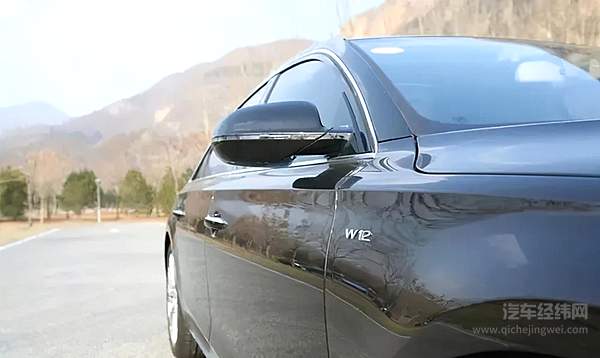 奥迪A8霍希版亮相 复活W12发动机挑战迈巴赫S级