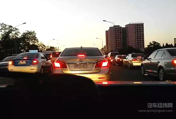 朝鲜街头的中国汽车，国产品牌在这里成街头时尚！