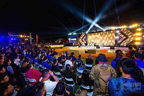 专为越野爱好者打造 长城炮越野皮卡硬核配置挑战改装！