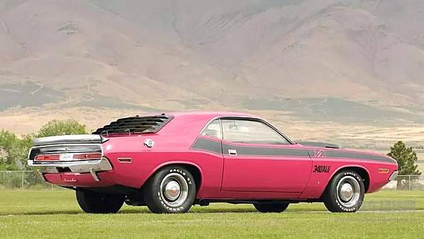 道奇Challenger：同样是过50岁生日 凭啥我就不遭人待见？