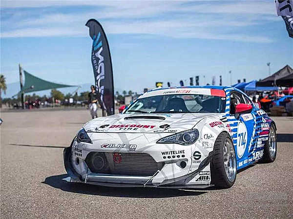 赛车与改装车的区别，其实是两者压根不是一个物种！